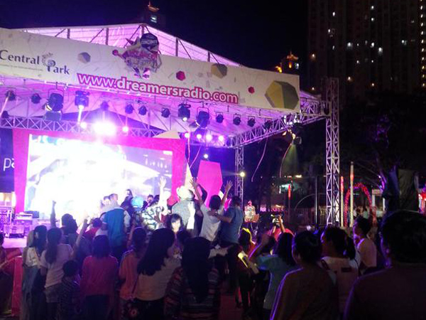 Midnight Quickie Sukses Menutup Rangkaian Dreamers Festival 2015!