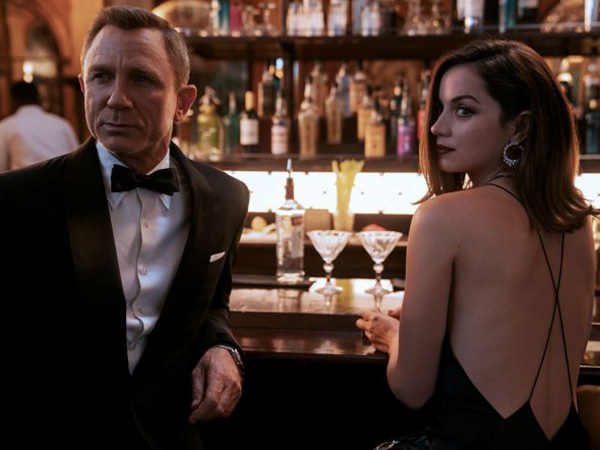 Film James Bond ‘No Time To Die’ Ditawar Rp 8,7 triliun untuk Tayang Streaming