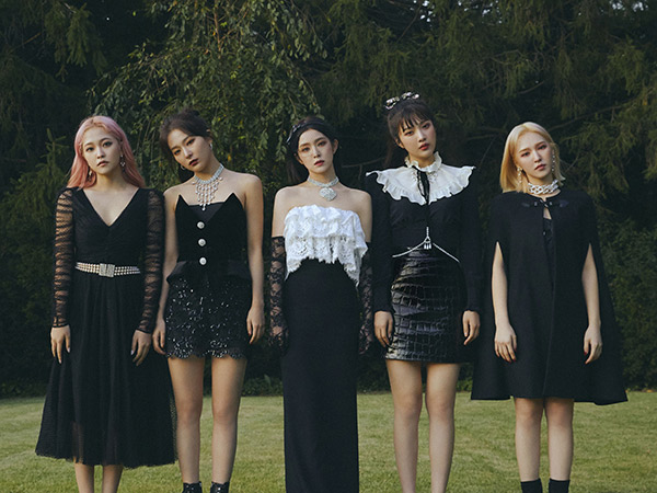 Red Velvet Batalkan Penampilan di Festival Musik karena Alasan Kesehatan