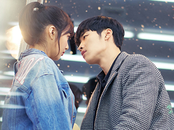 Momen-momen Mendebarkan dari Woo Do Hwan dan Joy Red Velvet di Drama 'Tempted'