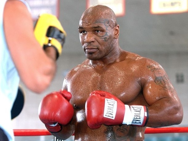 Mike Tyson Dituntut Rp 74 M oleh Korban Pemerkosaannya