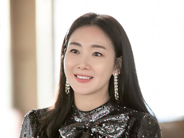 Tengah Hamil, Kecantikan Choi Ji Woo di Drama 'Crash Landing On You' Jadi Perbincangan