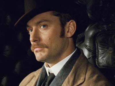Jude Law Berikan Banyak Ide Pada Sherlock Holmes 3