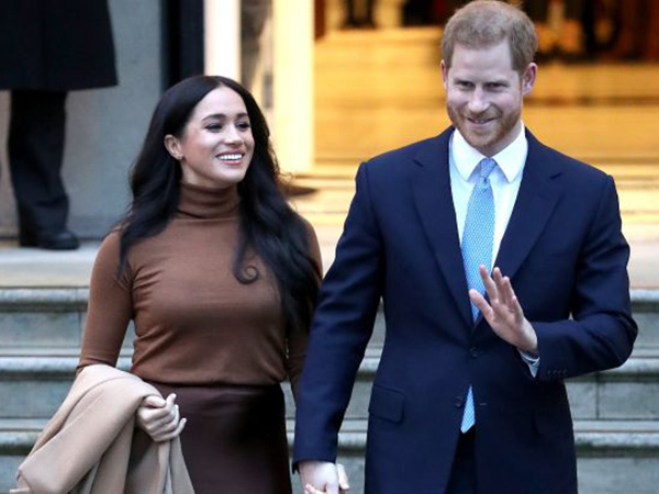 Pangeran Harry dan Meghan Markle Umumkan Mundur dari Kerajaan Inggris