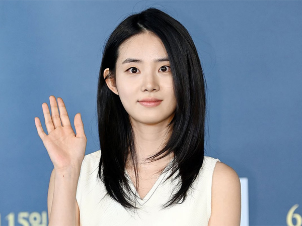 Shin Si Ah Juga Dikonfirmasi Main Drama Spin-off 'Hospital Playlist'