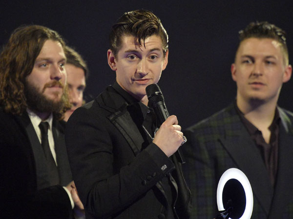 Alex Turner Masih Belum Ingin Garap Album Baru Arctic Monkeys, Apa Alasannya?