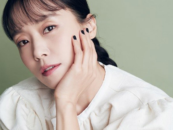 Jeon Do Yeon Ungkap Keingingan Akting Bareng Park Seo Joon