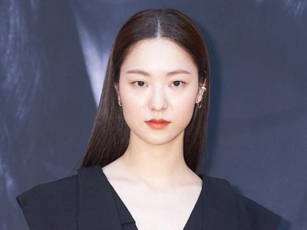 Jeon Yeo Bin Pertimbangkan Bintangi Drama Netflix Karya Penulis Extracurricular