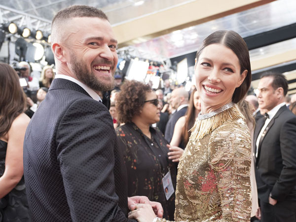 Justin Timberlake dan Jessica Biel Sudah Mulai Ajarkan Edukasi Seks Pada Anak Balitanya