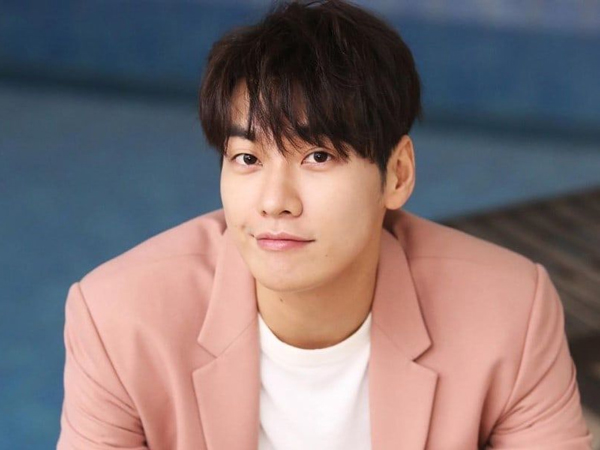 Kim Young Kwang Dikabarkan Akan Bintangi Drama Terbaru KBS