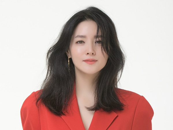 Peran Baru Lee Young Ae di Drama 'Maestra'