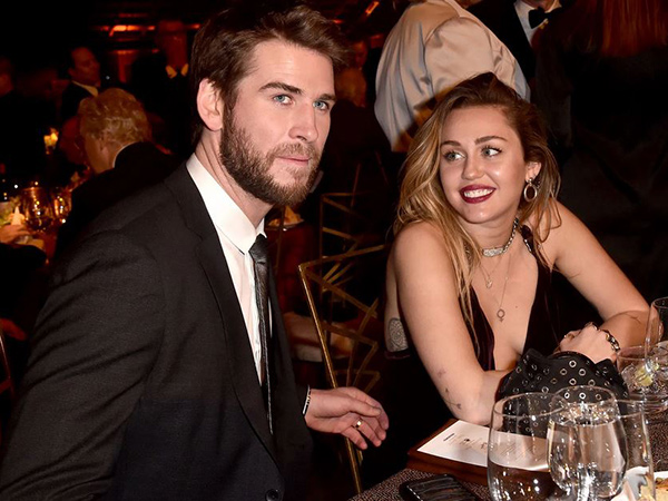 Miley Cyrus Masih Mencintai Liam Hemsworth, Ungkap Alasan Pisah