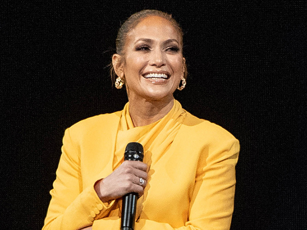 Jennifer Lopez Akui Kecewa Tak Masuk Nominasi Oscar