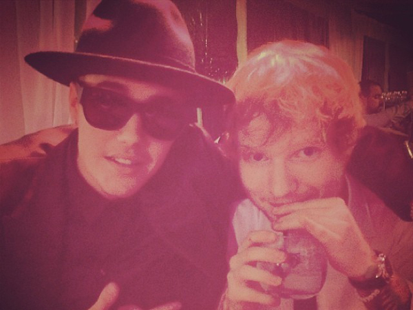 Justin Bieber Rilis Lagu Duet Perdananya dengan Ed Sheeran