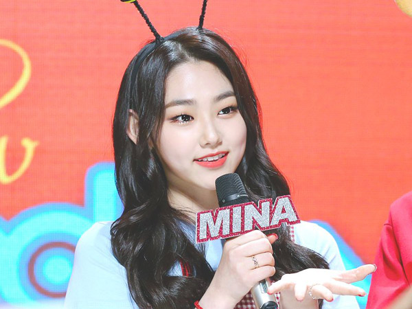 Mina gugudan Mundur dari Posisi MC 'Music Core' Setelah 2 Tahun