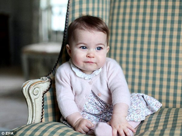 Baru Usia 8 Bulan, Putri Charlotte Jadi Orang Paling Berpengaruh di Inggris!