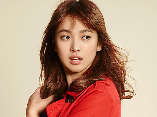 Kini Giliran Song Hye Kyo yang Singgung Rumor Asmaranya dengan Song Joong Ki