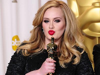 Adele Catatkan Rekor Penjualan Album Tertinggi di Amerika Serikat!