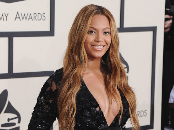 Lewatkan Emmy Awards, Kemanakah Beyonce?
