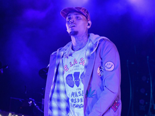 Punya Catatan Kriminal, Chris Brown Terancam Batal Konser di Australia