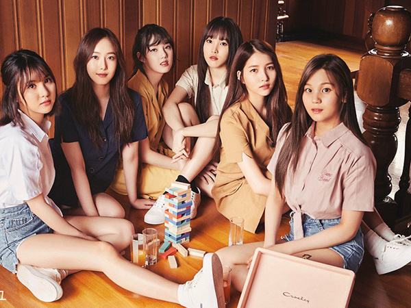 Member G-Friend Beberkan Pendapat Mereka Soal Insiden Jatuh yang Sempat Viral