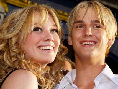 Cerai Dengan Mike Comrie, Hilary Duff Diajak Balikan Oleh Aaron Carter?