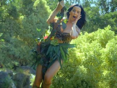 Wah, Katy Perry Tampil Sebagai Tarzan di Teaser MV Terbarunya!