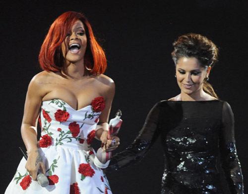 Rihanna dan Cheryl Cole Bakal Kolaborasi