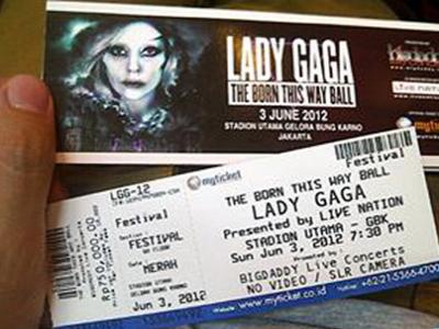 Jangan Khawatir, Promotor Berupaya Gelar Konser Gaga