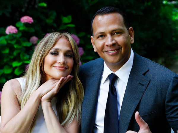 Pandemi Covid-19, Jennifer Lopez Batal Menikah Dua Kali