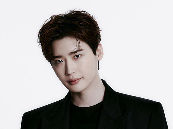 Lee Jong Suk Bergabung dengan Agensi Ace Factory