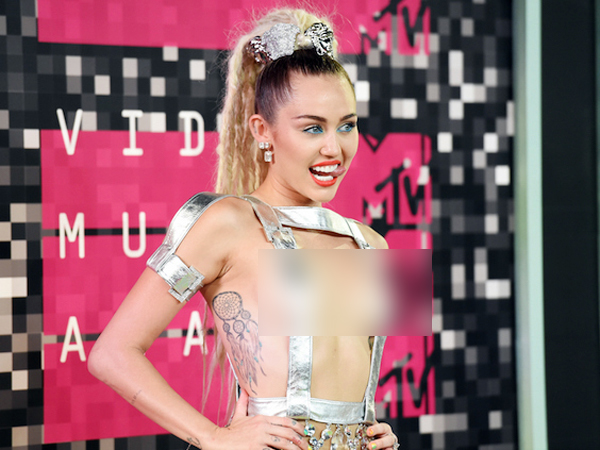 Usai Jadi Host di MTV VMA 2015, Miley Cyrus Bagikan Album Barunya Secara Gratis