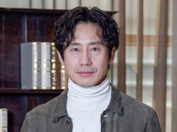 Shin Ha Kyun Dikabarkan Jadi Pemeran Utama Drama Baru Bertema Masa Depan