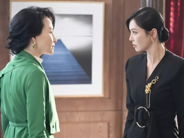 Kim So Yeon Akan Hadapi Banyak Masalah di ‘The Penthouse’ Musim Kedua