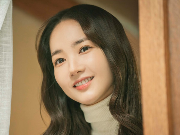 Potret Manis Park Min Young di Drama Terbaru JTBC Bareng Seo Kang Joon