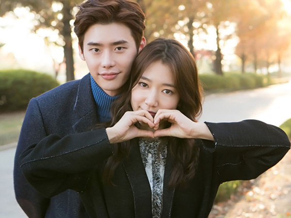 Lee Jong Suk dan Park Shin Hye Dikabarkan Sudah Pacaran 4 Bulan!