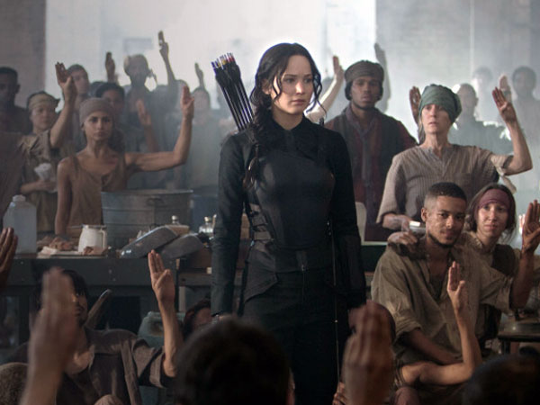 Jennifer Lawrence Bangkit Jadi Pilihan Rakyat Panem Dalam Cuplikan Terbaru Mockingjay Part.1