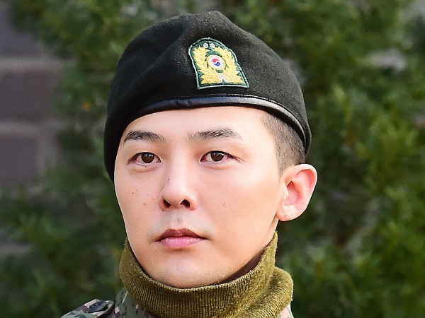 G-Dragon Resmi Keluar Wajib Militer Disambut Ribuan Fans