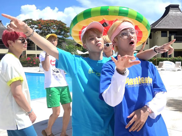 BTS Buka Perayaan Anniversary ke-7 dengan Video 'Airplane Pt. 2' Summer Version