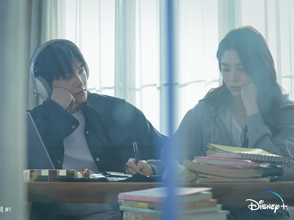 Drama Baru Park Hyung Sik dan Han So Hee Tayang di Disney+ Bulan Depan!