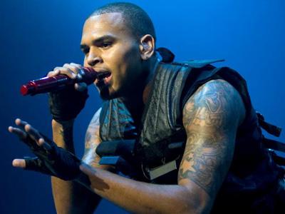 Dicekal Kelompok Pembela Wanita, Konser Chris Brown Dibatalkan