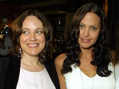 Inilah Alasan Kuat Mengapa Angelina Jolie Angkat Kedua Payudaranya