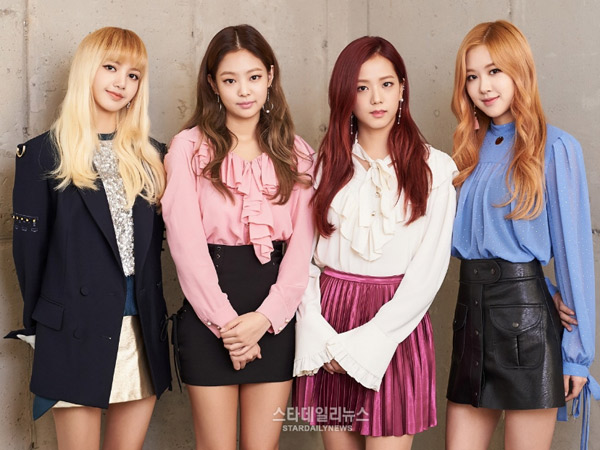 Black Pink Ungkap Kisah Pertemuan dengan Hantu 'Penghuni' YG Entertainment