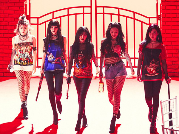 Kostum Panggung Red Velvet yang Terlalu Pendek Kembali Tuai Protes Netizen
