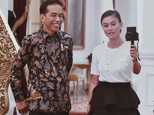 Penampilan Simpel Agnez Mo Ketika Bertemu Presiden Jokowi Ternyata Habiskan Ratusan Juta!