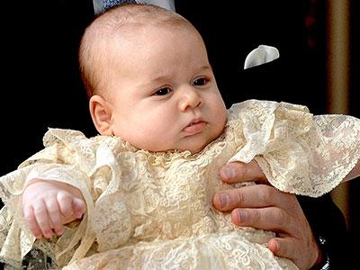 Imutnya Pangeran George Saat Dibaptis!
