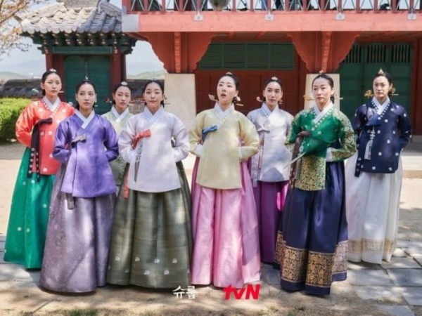 8 Aktris Pemeran Selir di Drama 'Under The Queen's Umbrella'