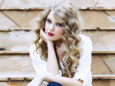 Taylor Swift : Pindah Aliran Musik? No!