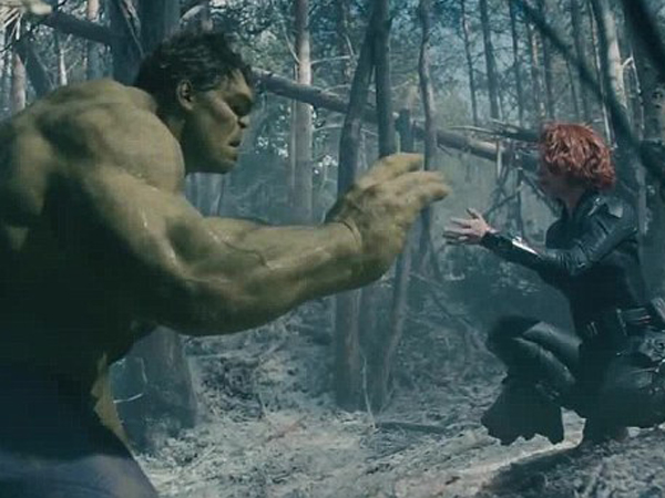 Wow, Hulk ‘Takluk’ Oleh Black Widow Di Teaser Terbaru ‘The Avengers’!