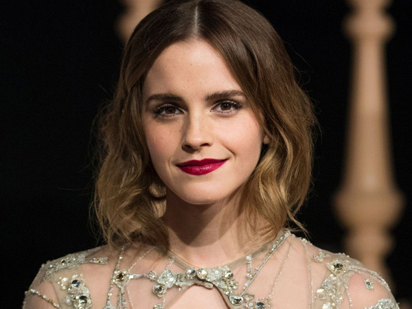 Sukses Bertransformasi Jadi Belle, Berapa Bayaran Emma Watson untuk 'Beauty and the Beast'?